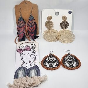 Earring Lot With Forever 21 Elegant Gold Earrings Set And More